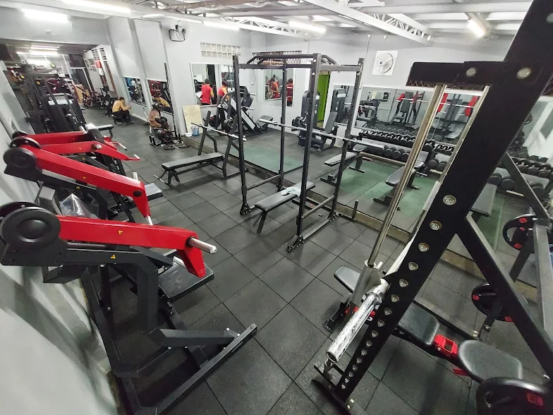 Arifin’s Gym di Jl. Mangga IV No.17, Lingkar Timur, Kec. Singaran Pati (foto: dok istimewa)