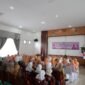 Suasana penuh kekeluargaan mewarnai kegiatan Serah Terima Jabatan (Sertijab) Penjabat Ketua Dharma Wanita Persatuan (DWP) Kabupaten Bengkulu Tengah dari Eri Mesriati Donal kepada Asmariyani Ayatul. Acara berlangsung di Pendopo Bukit Kandis, Selasa (7/10/25) (foto: Andreas Putranarasidemokrasi.com/)
