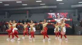 penampilan Tim Senam Kreasi Raflesia 2 Kabupaten Seluma dalam ajang Lomba Nasional Senam Kreasi HUT ke-58 Persatuan Wanita Olahraga Indonesia (PERWOSI) di Stadion Soemantri Brodjonegoro, Rabu (8/10/25). (foto: dok Pemkab Seluma)