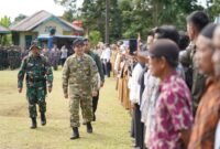 Bupati Bengkulu Utara Arie Septia Adinata menghadiri pembukaan TNI Manunggal Membangun Desa (TMMD) Reguler ke-126 Tahun 2025 yang digelar di Lapangan Kantor Camat Hulu Palik, Rabu (8/10/25). (foto: Tommy Agung Raharjonarasidemokrasi.com/)