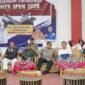 Kejuaraan Taekwondo Buts Open 2025 yang resmi dibuka di Gedung Olahraga (GOR) Perjuangan, Desa Pagar Ruyung, Kecamatan Arma Jaya, Jumat (10/10/25).(foto: Tommy Agung Raharjonarasidemokrasi.com/)