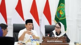 Wali Kota Bengkulu, Dedy Wahyudi, menerima kunjungan anggota DPD RI, Destita Khairilisani, di Balai Kota Merah Putih, Jumat (10/10/25).(foto: Awang Konaevinarasidemokrasi.com/)