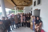 DP3AP2KB bekerja sama dengan Gabungan Organisasi Wanita (GOW) Kota Bengkulumematangkan persiapan pelaksanaan program nikah balai gratis , di Sekretariat GOW, Kamis (16/10/25). (foto: Awang Konaevinarasidemokrasi.com/)