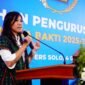 Menkomdigi Meutya Hafid saat memberi sambutan dalam pengukuhan PWI Pusat, Sabtu (4/10) di Gedung Monumen Pers Indonesia, Kota Surakarta, Jawa Tengah. (foto: dok PWI Pusat)