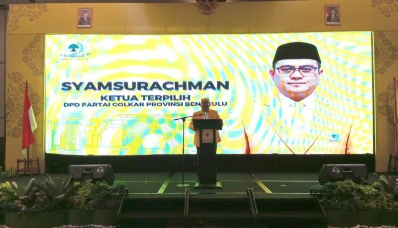 Syamsurachman resmi terpilih sebagai Ketua Dewan Pimpinan Daerah (DPD) Partai Golkar Provinsi Bengkulu untuk masa bakti 2025–2030 pada Musyawarah Daerah (Musda) ke-XI Partai Golkar Provinsi Bengkulu yang digelar di Ballroom Hotel Mercure, Kota Bengkulu, Minggu malam (5/10/25). (foto: Ardiyantonarasidemokrasi.com/)