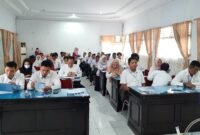 42 Peserta saat ikut seleksi Calon Anggota Komisi Penyiaran Indonesia Daerah (KPID) Provinsi Bengkulu periode 2025–2028 tahapan psikotes di Aula Dinas Kominfotik Provinsi Bengkulu, Rabu (8/10/25). (foto: Ardiyantonarasidemokrasi.com/)