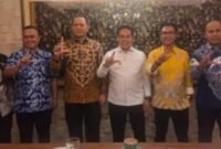 Pemerintah Kabupaten Lebong bersama unsur DPRD dan Kepala Dinas Pemberdayaan Masyarakat dan Desa (PMD) menggelar pertemuan dengan Dirjen Bina Pemerintahan Desa Kemendagri, Dr. Drs. La Ode Ahmad P. Bolombo, A.P., M.Si, di Jakarta, Kamis (16/10/25).(foto: dok Pemkab Lebong)