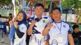 Atlet gulat Kota Lubuklinggau berhasil mengukir prestasi gemilang pada hari pertama Pekan Olahraga Provinsi (Porprov) Sumatera Selatan XV yang digelar di Gedung Serba Guna SMAN 1 Sekayu, Sabtu (18/10/25).(foto: Jepri Irwansyanarasidemokrasi.com/)