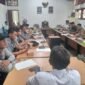 Para insan pers Kabupaten Kaur yang tergabung dalam Asosiasi Pengusaha Pers Indonesia (APPI) saat melakukan hearing dengan DPRD Kaur untuk membahas transparansi dan keadilan dalam tata kelola anggaran publikasi daerah, Senin (20/10/25). (foto: Fraky Yudiansyahnarasidemokrasi.com/)