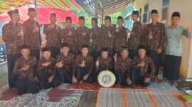 Desa Kembang Manis, Kecamatan Pino Raya, Kabupaten Bengkulu Selatan, menjadi contoh desa yang aktif melestarikan seni budaya tradisional melalui kegiatan latihan seni dendang yang rutin digelar di lingkungan desa, Rabu (22/10/25).(foto: Mahmud Yunusnarasidemokrasi.com/)