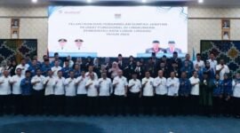 Wali Kota Lubuk Linggau, H Rachmat Hidayat, melantik sekaligus mengambil sumpah/janji 17 Pejabat Fungsional di lingkungan Pemerintah Kota Lubuk Linggau, Rabu (1/10/25) di Cinema Hall Bukit Sulap Lantai 5, Kantor Pemkot Lubuk Linggau. (foto: Jepri Irwansyanarasidemokrasi.com/)