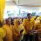 Ketua DPD Partai Golkar Kota Bengkulu, Ir. Patriana Sosialinda saat memperingati Hari Ulang Tahun Partai Golkar ke-61 di Dewan Pimpinan Daerah (DPD) Partai Golkar Kota Bengkulu, Rabu (8/10/25). (foto: Ardiyantonarasidemokrasi.com/)

