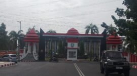 Selain utang ke kontraktor, Pemprov Bengkulu juga menunggak Dana Bagi Hasil ke kabupaten senilai Rp 120 miliar. Pemprov berkomitmen melunasi seluruh kewajiban pada 2026.
