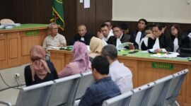 Kuasa hukum terdakwa kasus tambang PT RSM menyebut tidak ada kerugian negara karena royalti justru kelebihan bayar Rp 400 juta.