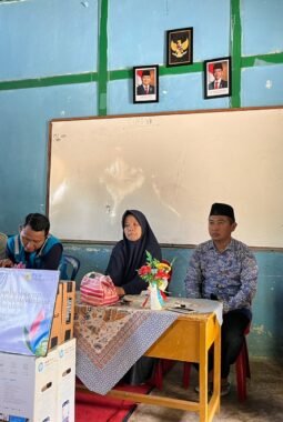 PLN Indonesia Power Perkuat Pendidikan Lebong, SMP IT Al Husna Terima Bantuan Digital dan Fasilitas Kelas