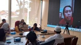 Empat warga Bengkulu tertipu janji gaji besar dan dipaksa bekerja menipu lewat judi online di Kamboja. Mereka kini menunggu pemulangan ke Indonesia.