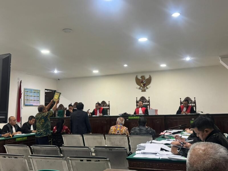 Sidang PTM dan Mega Mall Bengkulu menghadirkan empat ahli yang menilai perkara ini sebagai sengketa perdata. Penghitungan kerugian negara dinilai cacat prosedur dan tak sah secara hukum.