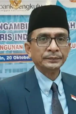 Kebijakan Riduan Koto Dinilai Langgar Aturan OJK