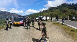 TNI Polri, Ops Damai Cartenz, Intan Jaya, Sugapa, Papua Tengah, patroli keamanan, Kodim 1705, Polres Intan Jaya
