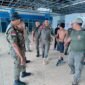 AMANKAN: Satpol PP Kota Bengkulu menangani ODGJ yang meresahkan warga Pasar Minggu dengan pendekatan kemanusiaan. Pasien kini dirawat di RSKJ Lingkar Barat untuk penanganan lebih lanjut. (JUMAT-15-05-2026)-- FOTO: HANDI//MBG.