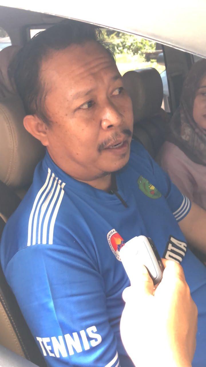Seluruh hiburan malam di Bengkulu disebut belum memiliki izin penjualan mihol golongan B dan C. Publik mempertanyakan siapa yang bertanggung jawab atas pengawasan peredarannya.