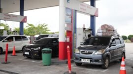 Pertamina Patra Niaga menjelaskan kenaikan harga Pertamax dipengaruhi evaluasi berkala dan perkembangan harga minyak dunia. Harga Pertalite dan BioSolar tetap tidak berubah.