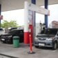 Pertamina Patra Niaga menjelaskan kenaikan harga Pertamax dipengaruhi evaluasi berkala dan perkembangan harga minyak dunia. Harga Pertalite dan BioSolar tetap tidak berubah.
